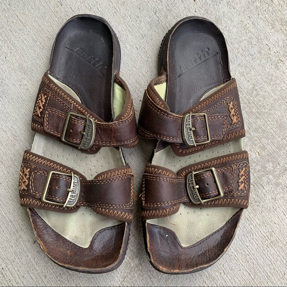 EARTH Kalso Tia Brown Leather Sandals Slides size 7
